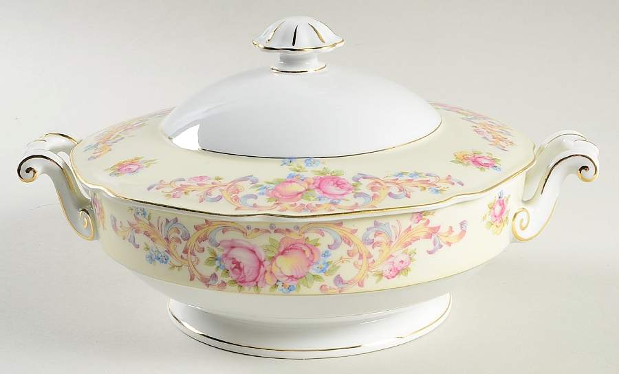 Cambria Round Covered Vegetable by Tirschenreuth-1