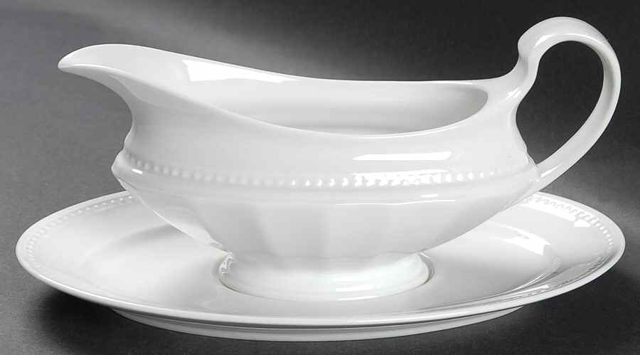 Chevalier Gravy Boat & Underplate by Tirschenreuth-1