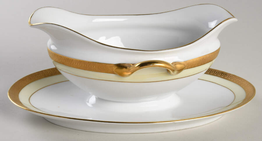 Clifton (Cream Border) Gravy Boat with Attached Underplate by Tirschenreuth-1
