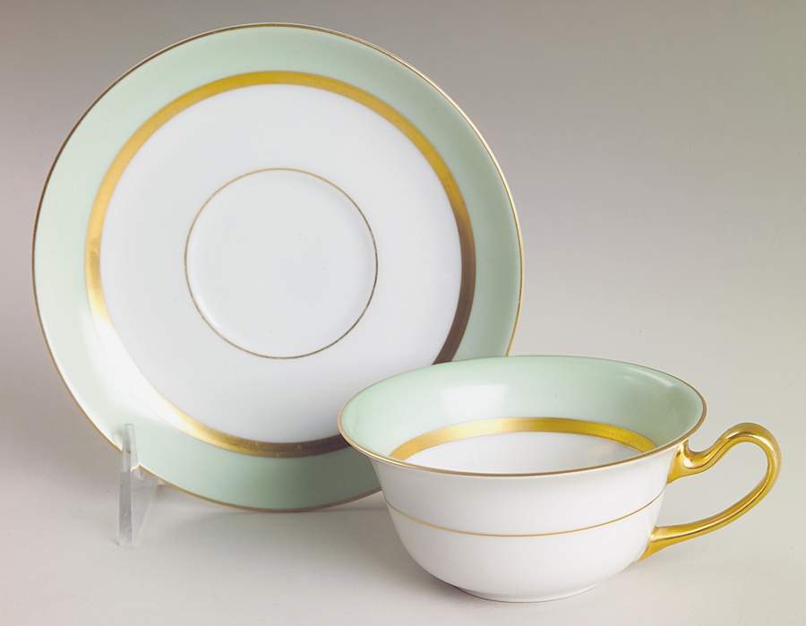 Clyde Green Flat Cup & Saucer Set by Tirschenreuth-1