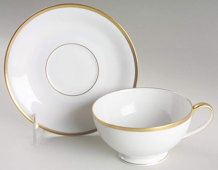 Colonial Footed Cup & Saucer Set by Tirschenreuth-1