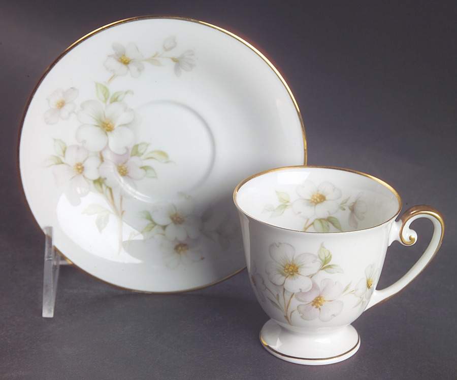 Dogwood Footed Demitasse Cup & Saucer Set by Tirschenreuth-1