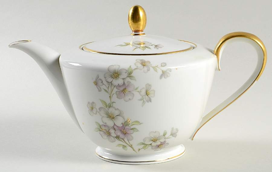 Dogwood Teapot & Lid by Tirschenreuth-1