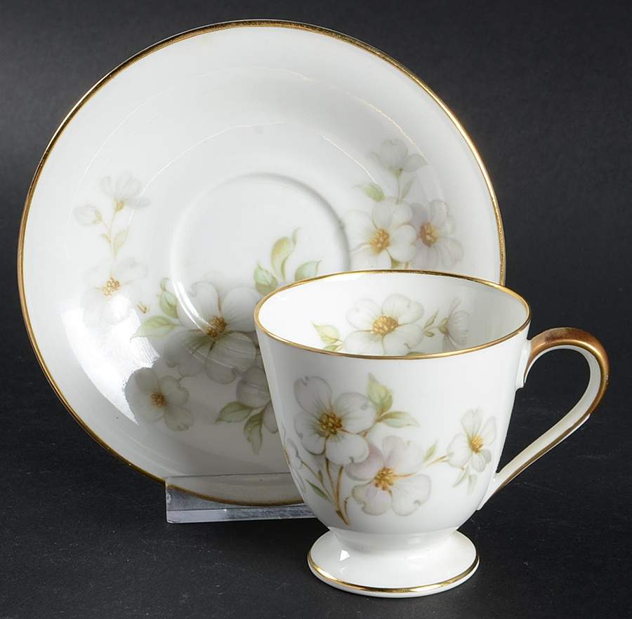 Dogwood Footed Demitasse Cup & Saucer Set by Tirschenreuth-1