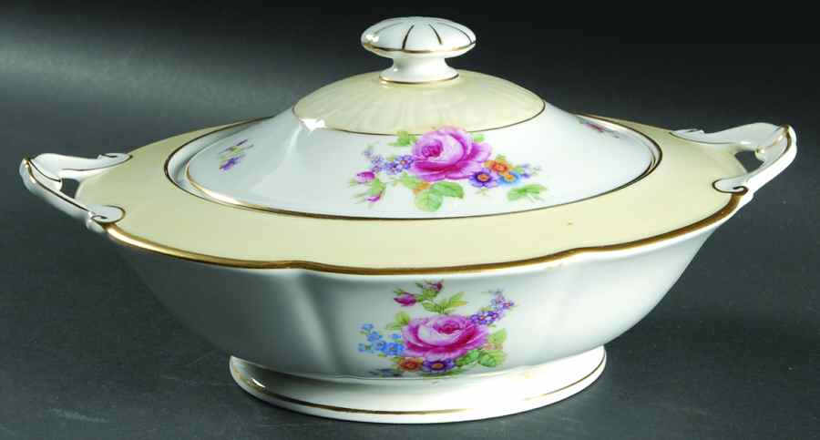 Dover Round Covered Vegetable by Tirschenreuth-1