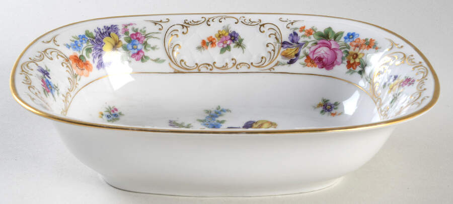 Dresden 8" Oval Vegetable Bowl by Tirschenreuth-1