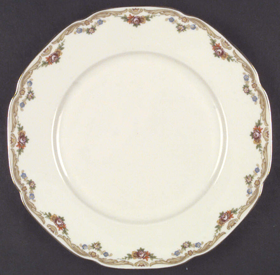 The Elgin Dinner Plate by Tirschenreuth-1