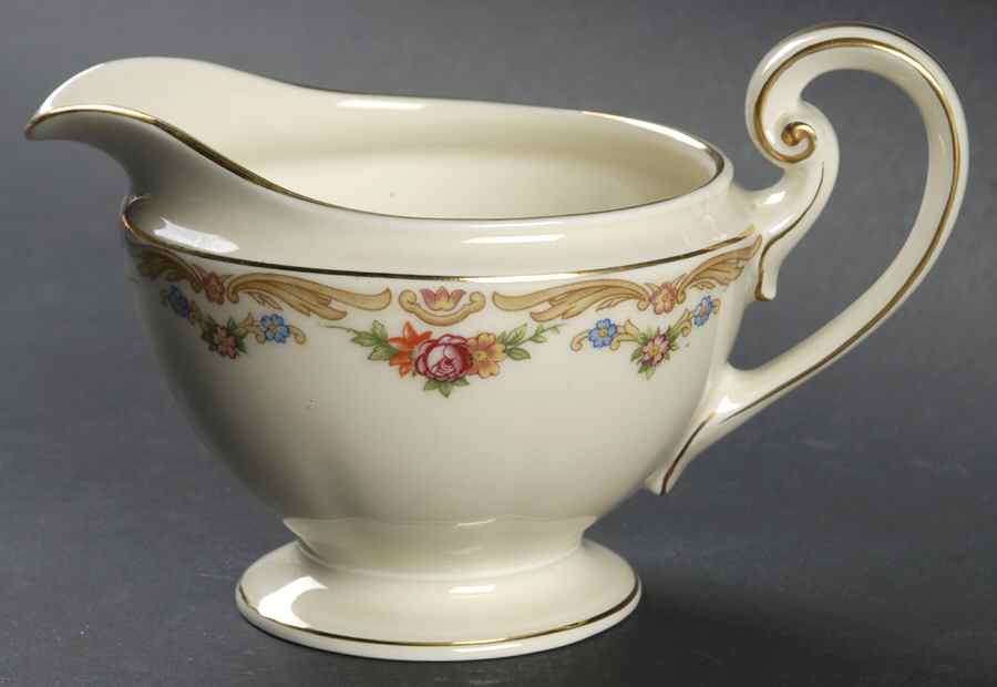 The Elgin Creamer by Tirschenreuth-1