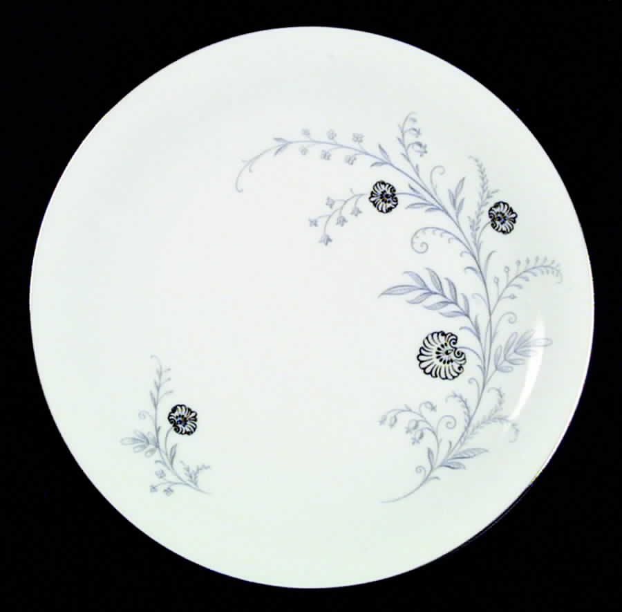 Enchanting Dinner Plate by Tirschenreuth-1