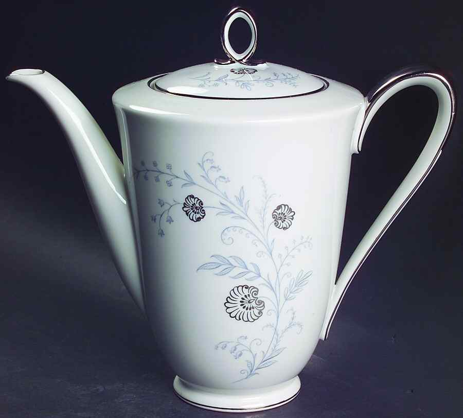 Enchanting Coffee Pot & Lid by Tirschenreuth-1