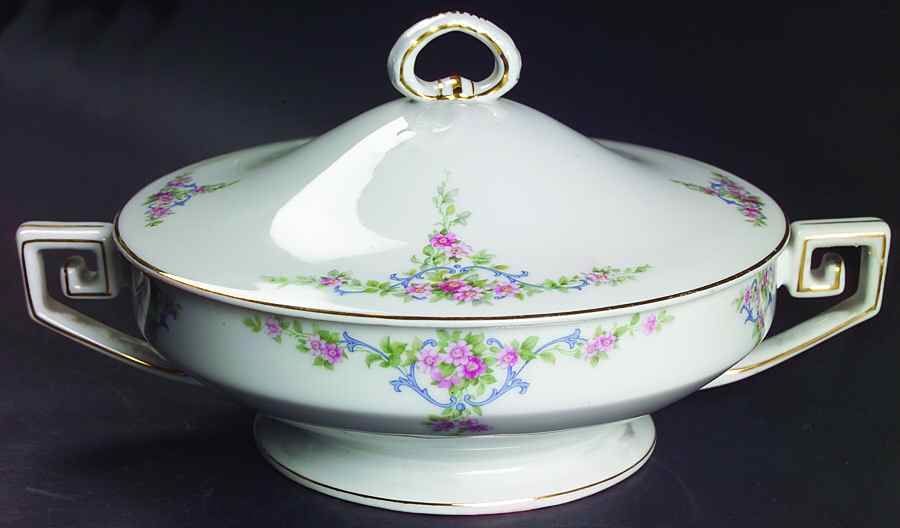 The Eton Round Covered Vegetable by Tirschenreuth-1
