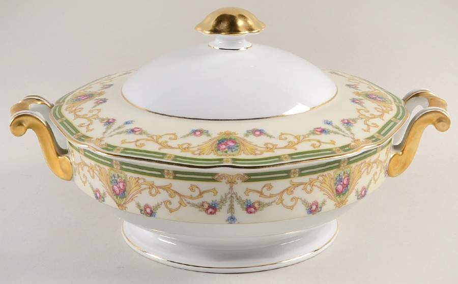 Euston Round Covered Vegetable by Tirschenreuth-1