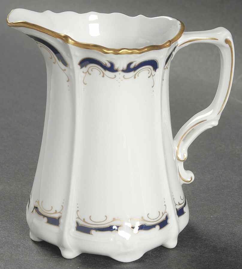 Gloriette Creamer by Tirschenreuth-1