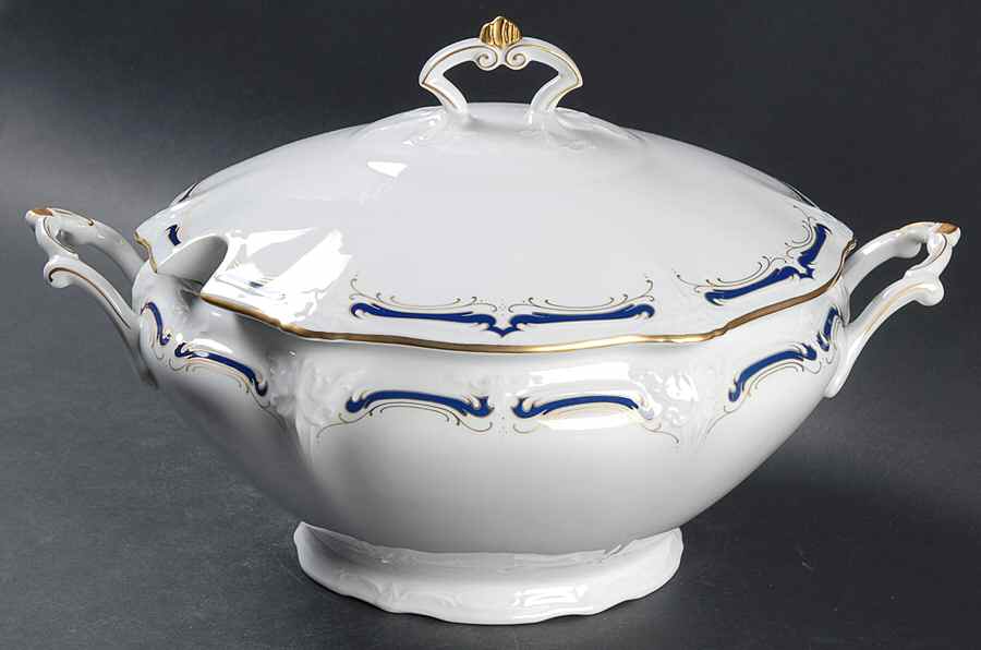 Gloriette Tureen &  Lid by Tirschenreuth-1
