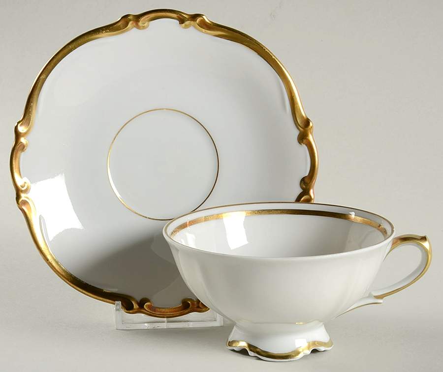 Golden Band Footed Cup & Saucer Set by Tirschenreuth-1