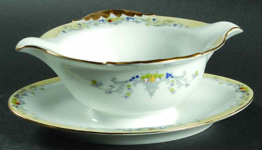 Golden West Gravy Boat with Attached Underplate by Tirschenreuth-1