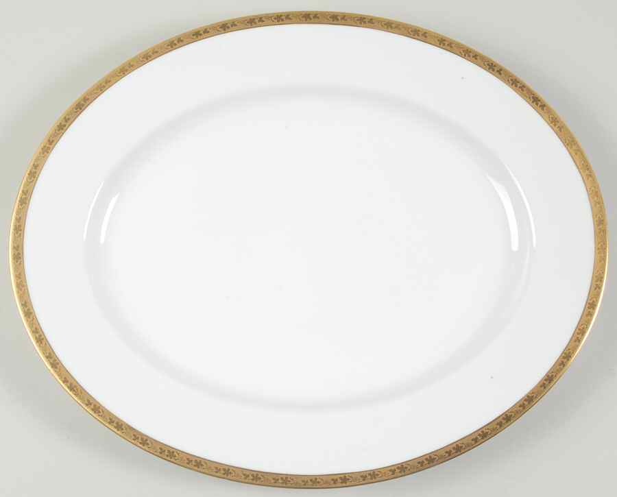 Grape Vine 14" Oval Serving Platter by Tirschenreuth-1