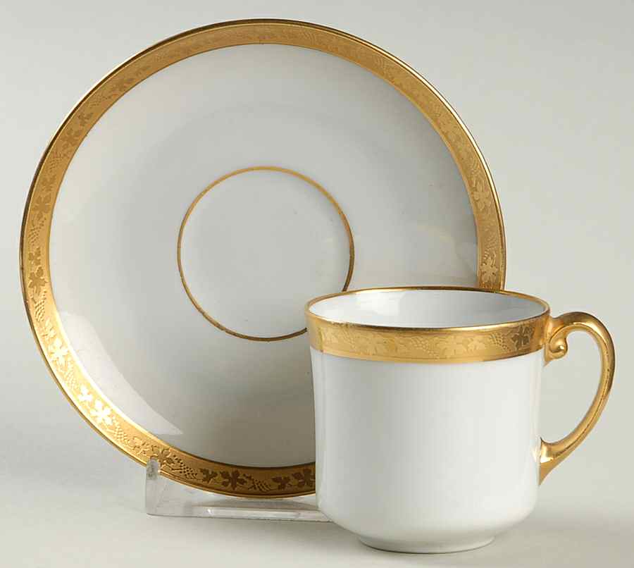 Grape Vine Flat Demitasse Cup & Saucer Set by Tirschenreuth-1