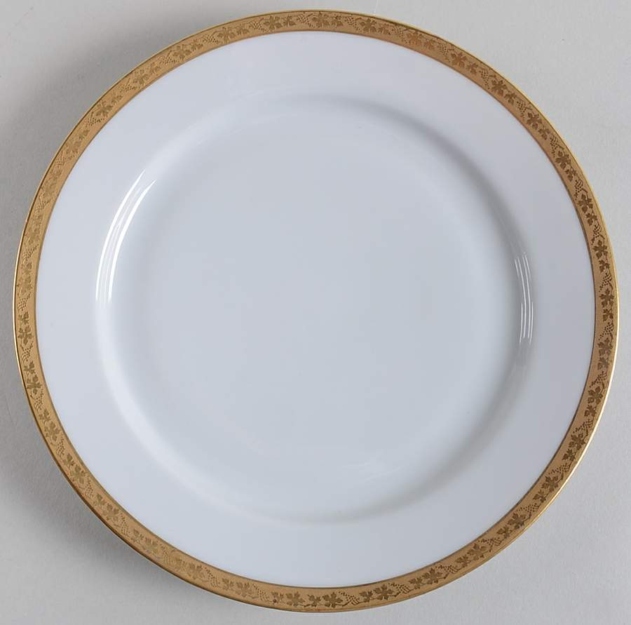 Grape Vine Luncheon Plate by Tirschenreuth-1