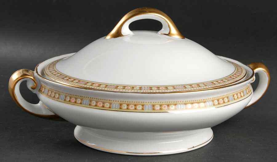 Granville Round Covered Vegetable by Tirschenreuth-1