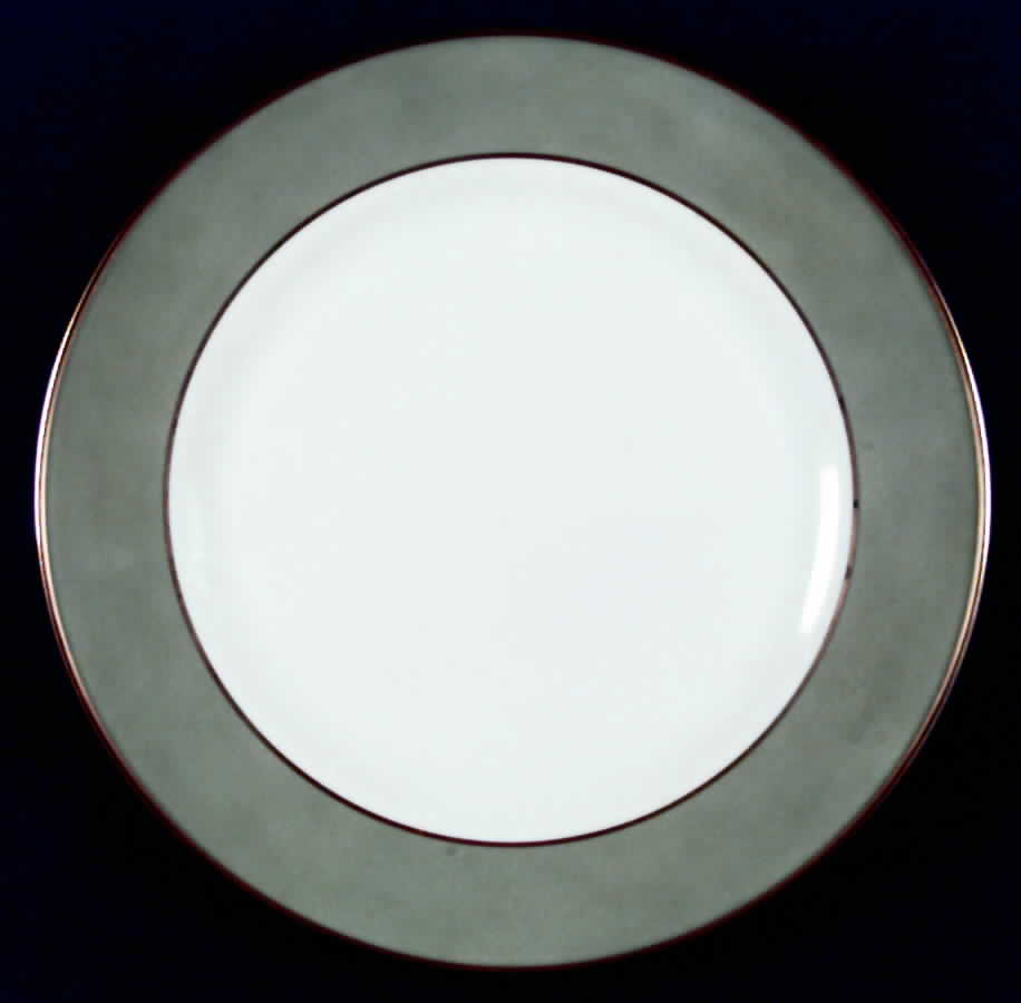 Huntly Dinner Plate by Tirschenreuth-1