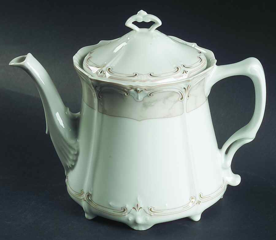 Jacqueline Teapot & Lid by Tirschenreuth-1
