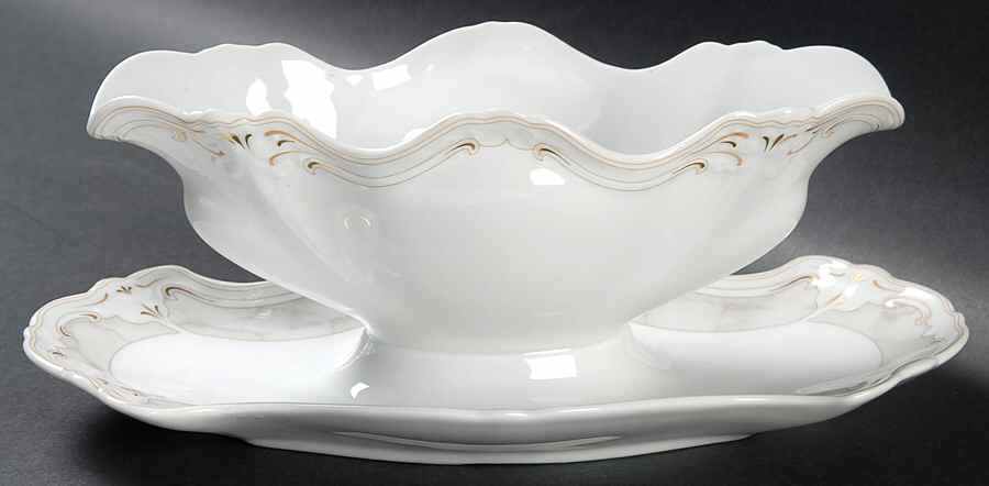 Jacqueline Gravy Boat with Attached Underplate by Tirschenreuth-1