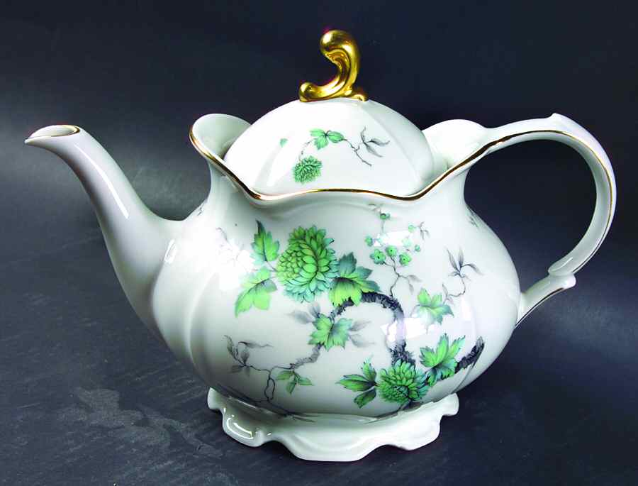 Jana Teapot & Lid by Tirschenreuth-1