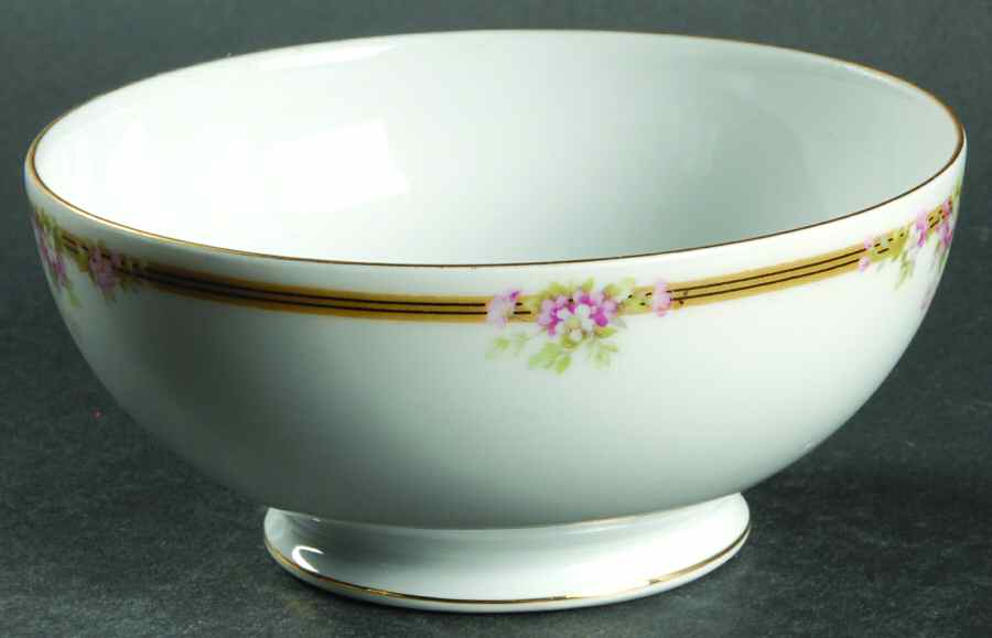 Kingston Cranberry Bowl by Tirschenreuth-1