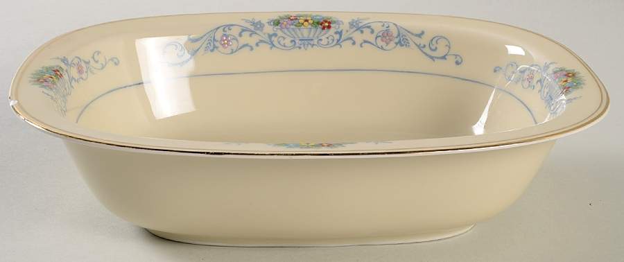 The Malvern 9" Oval Vegetable Bowl by Tirschenreuth-1