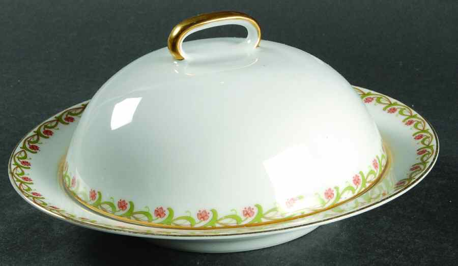 The Mettenburg Round Covered Butter by Tirschenreuth-1