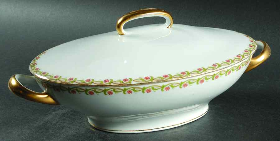 The Mettenburg Oval Covered Vegetable by Tirschenreuth-1