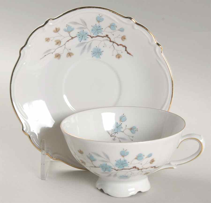 Naomi Footed Cup & Saucer Set by Tirschenreuth-1