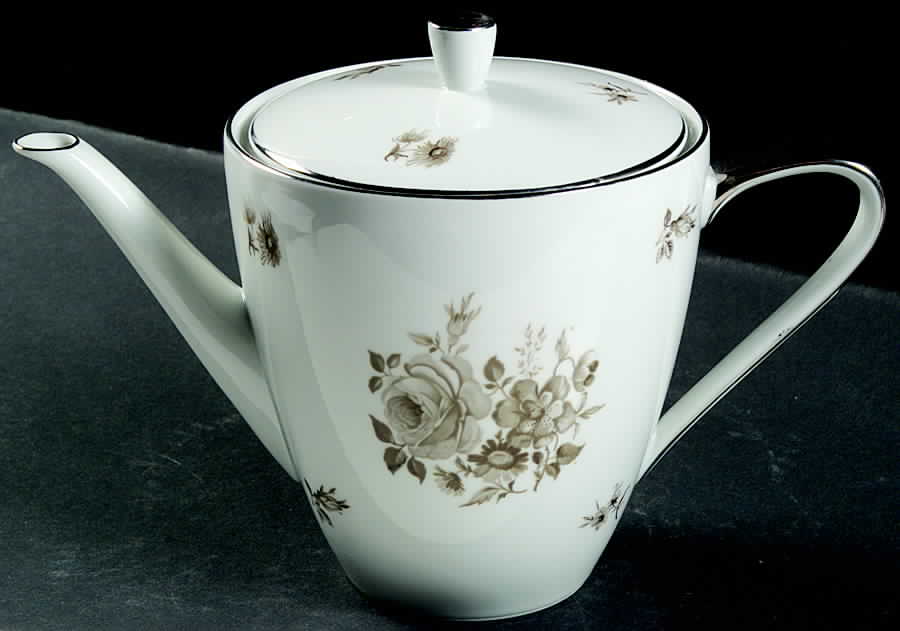 Newport Teapot & Lid by Tirschenreuth-1