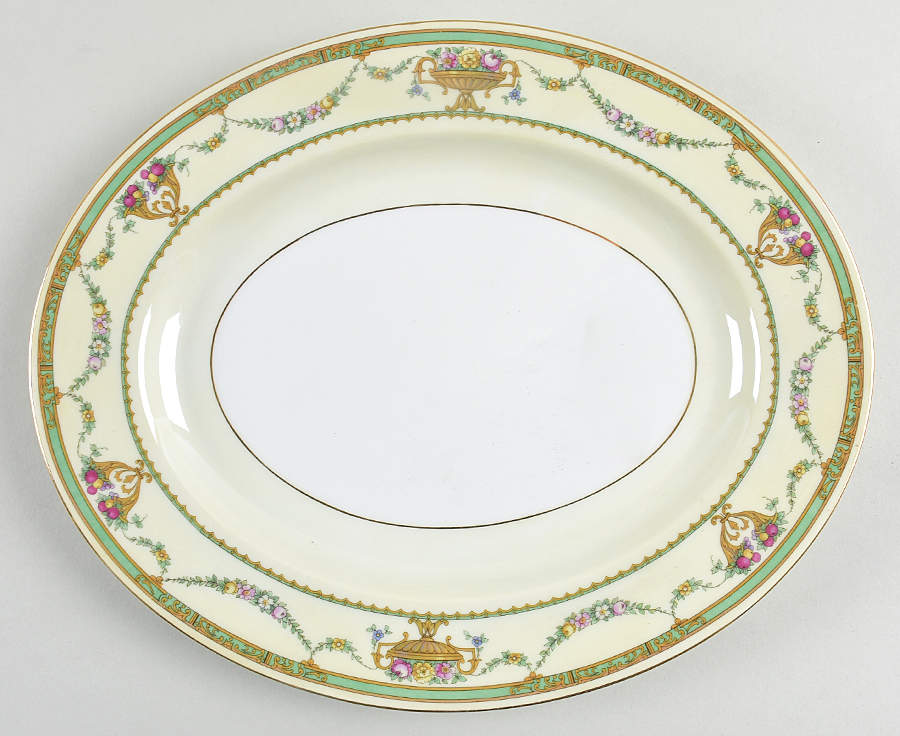 The Newton 11" Oval Serving Platter by Tirschenreuth-1