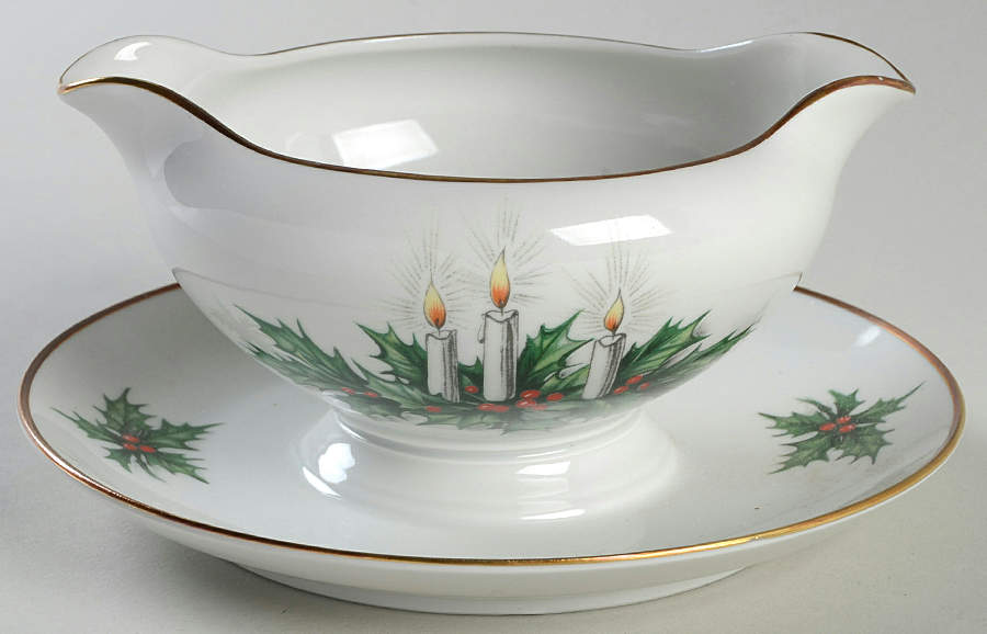 Noel Gravy Boat with Attached Underplate by Tirschenreuth-1