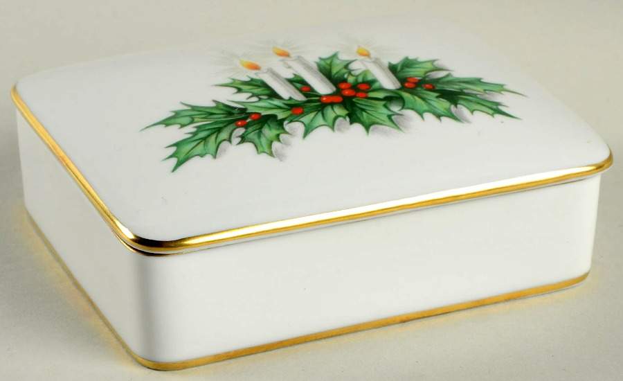 Noel Cigarette Box & Lid by Tirschenreuth-1