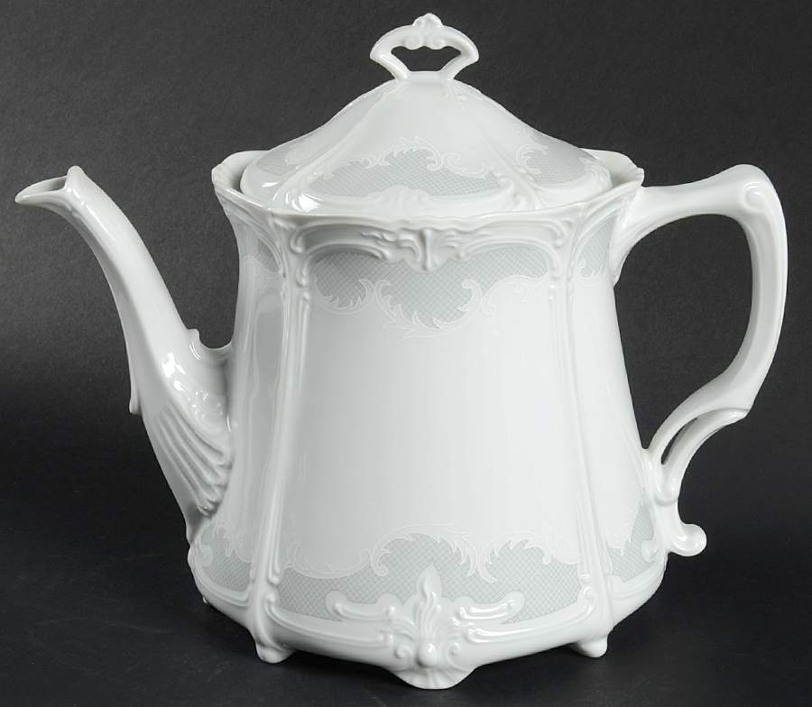 Orleans Teapot & Lid by Tirschenreuth-1
