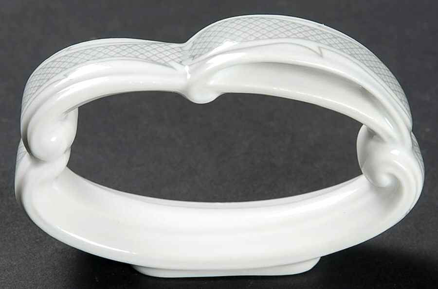 Orleans Napkin Ring by Tirschenreuth-1