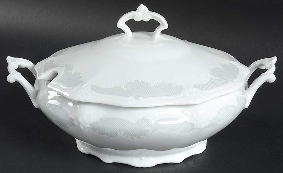 Orleans Round Covered Vegetable by Tirschenreuth-1