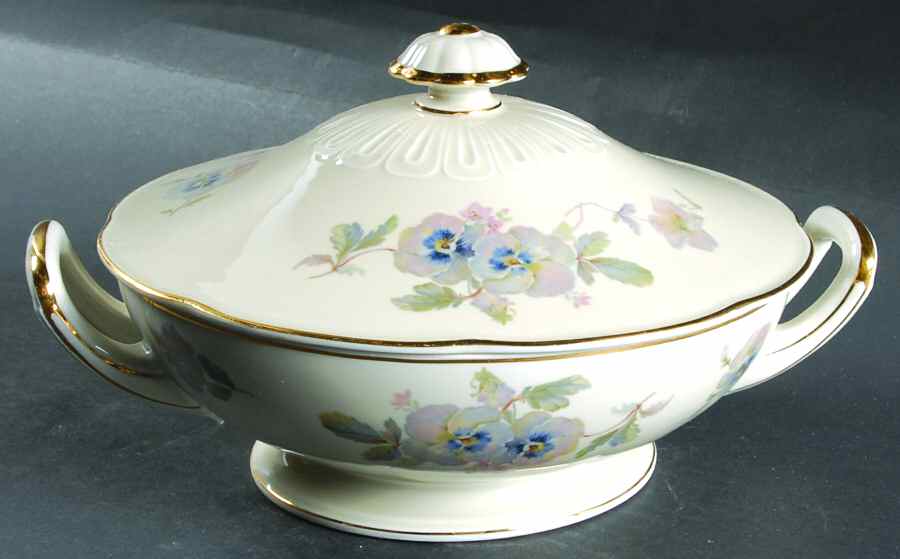 Pansy Cream Round Covered Vegetable by Tirschenreuth-1