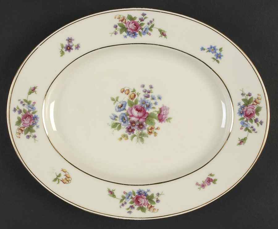 Queen's Rose Smooth #4416 10" Oval Serving Platter by Tirschenreuth-1