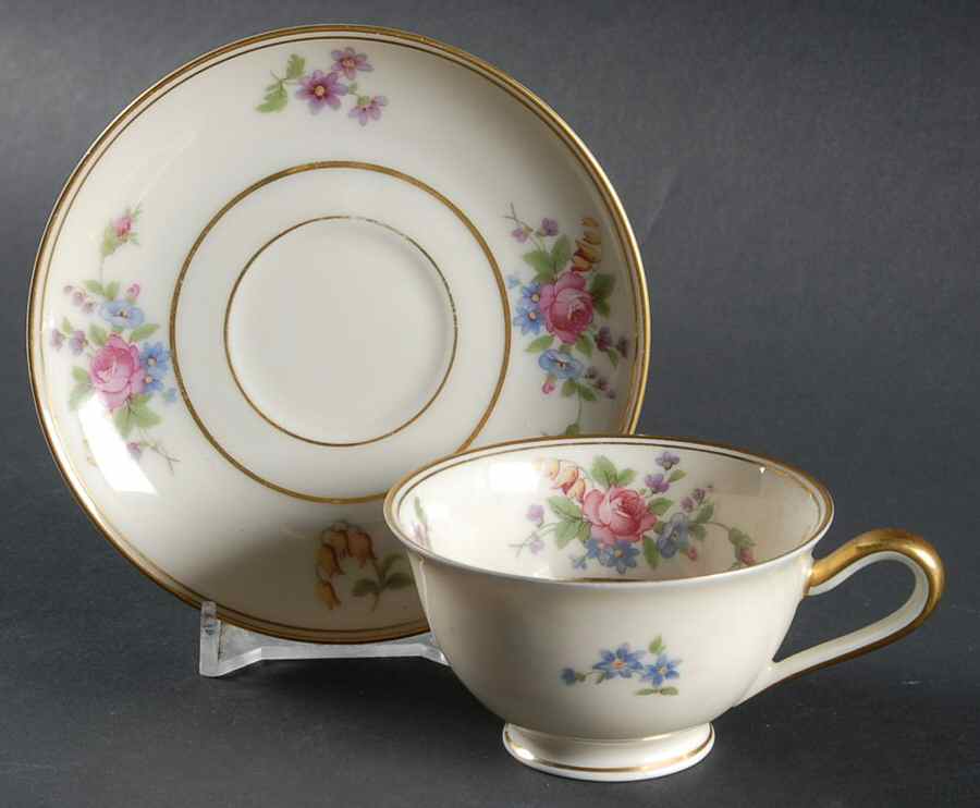 Queen's Rose Smooth #4416 Footed Demitasse Cup & Saucer Set by Tirschenreuth-1