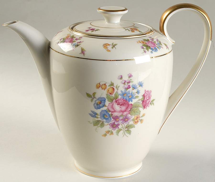 Queen's Rose Smooth #4416 Coffee Pot & Lid by Tirschenreuth-1