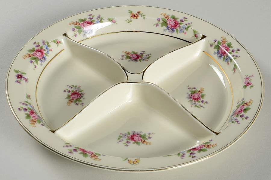 Queen's Rose Smooth #4416 4 Part Relish by Tirschenreuth-1