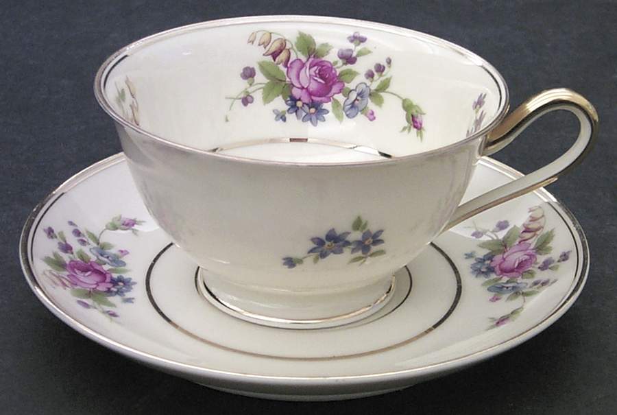 Queen's Rose Smooth #4416 Footed Cup & Saucer Set by Tirschenreuth-1
