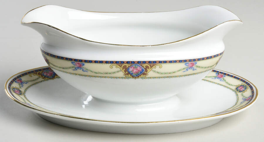 Raleigh Gravy Boat with Attached Underplate by Tirschenreuth-1