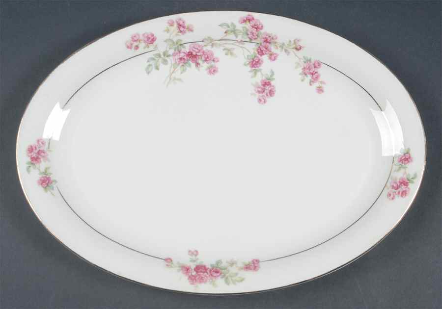 Rambler Rose 13" Oval Serving Platter by Tirschenreuth-1