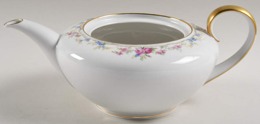 Richmond Teapot No Lid by Tirschenreuth-1