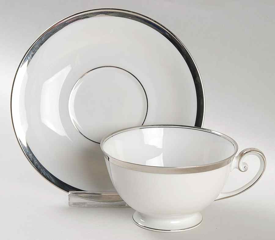 The Silverton Footed Cup & Saucer Set by Tirschenreuth-1